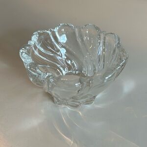 Mikasa Peppermint Clear swirled glass votive candleholder 2 1/2”